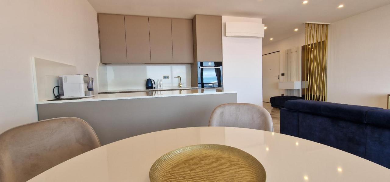 Apartment Eclipse Opatija Bagian luar foto